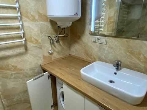 квартира за адресою Машинобудівна вул., 41