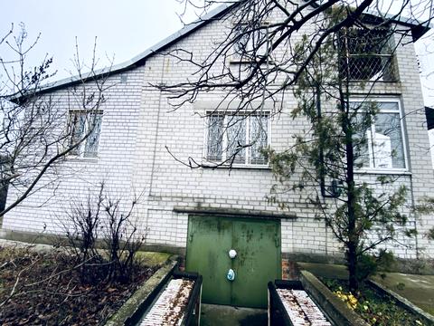 будинок за адресою Центральна вул.