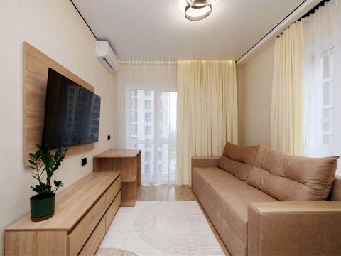 квартира за адресою Михайла Максимовича вул. (Онуфрія Трутенка), 28-Е