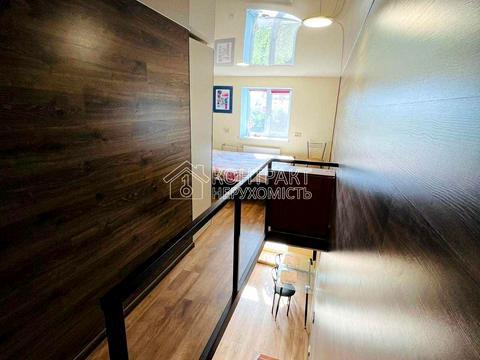 квартира за адресою Добровольців вул., 4