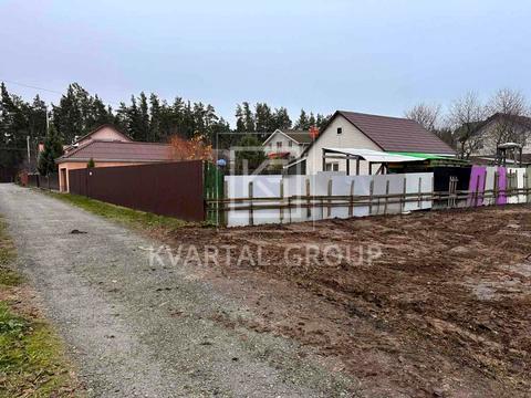 ділянка за адресою Київська вул.