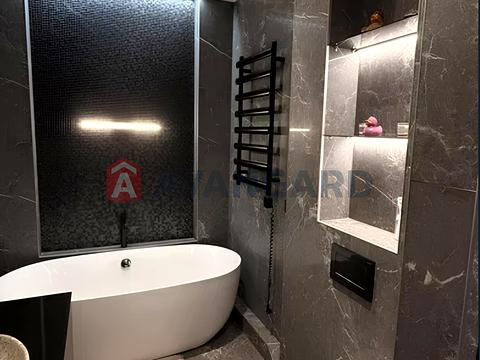 квартира за адресою Юнацька вул., 8