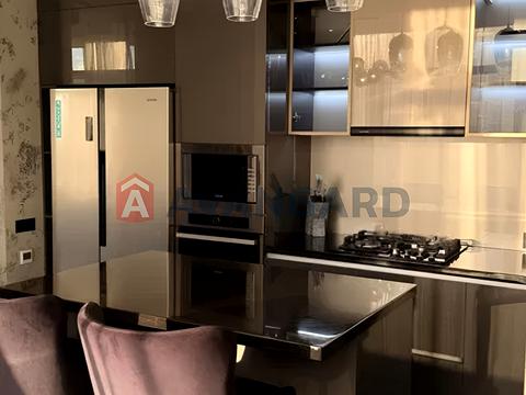 квартира за адресою Юнацька вул., 8