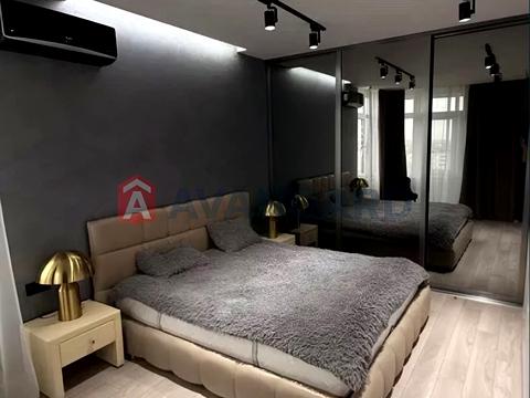 квартира за адресою Юнацька вул., 8