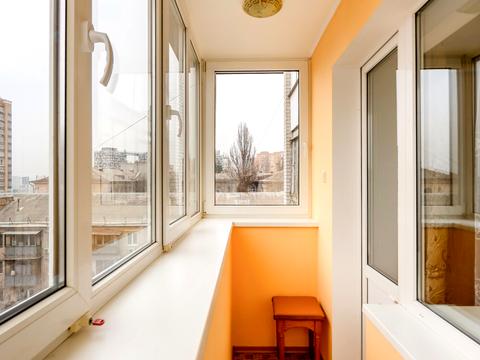 квартира за адресою Лабораторний пров., 4