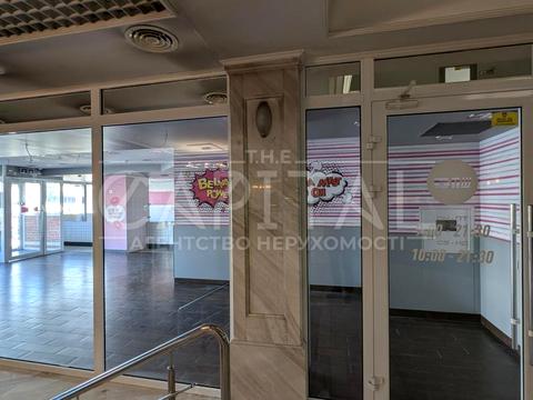 комерційна за адресою Степана Бандери просп. (Московський), 6