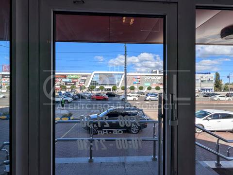 комерційна за адресою Степана Бандери просп. (Московський), 6