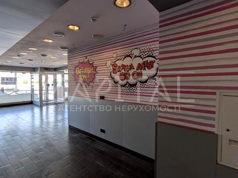 комерційна за адресою Степана Бандери просп. (Московський), 6