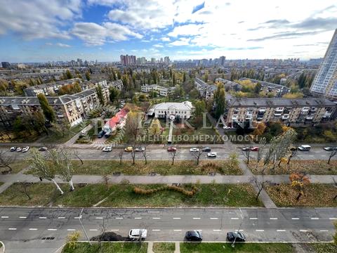 квартира за адресою Київ, Верховної Ради бульв., 21-А