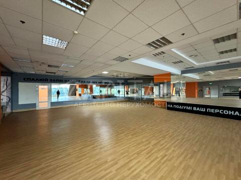 комерційна за адресою Степана Бандери просп. (Московський), 34