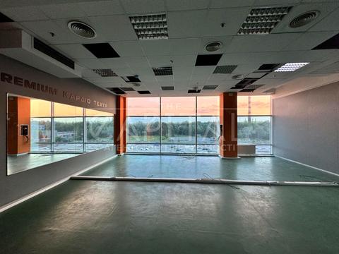 комерційна за адресою Степана Бандери просп. (Московський), 34