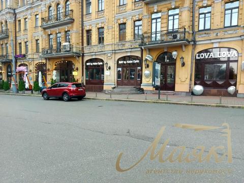 коммерческая по адресу Бессарабская пл., 1