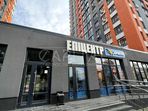 комерційна за адресою Бережанська вул., 15