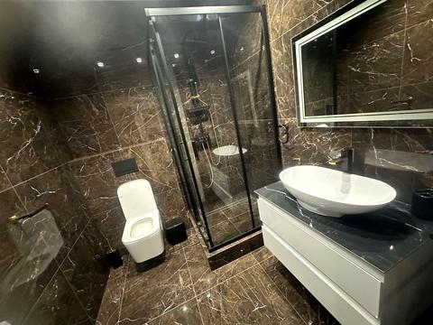 квартира за адресою Залізнична вул., 7