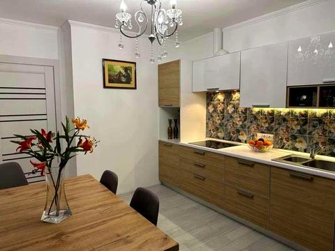 квартира за адресою Микільсько-Слобідська вул., 10