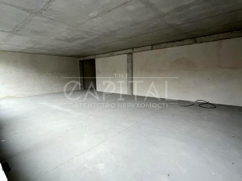 комерційна за адресою Бережанська вул., 15