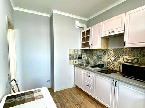 квартира за адресою Світла вул., 3 к2