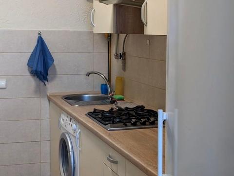 квартира за адресою Під Дубом вул. (Космонавтів), 14