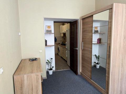 квартира за адресою Під Дубом вул. (Космонавтів), 14