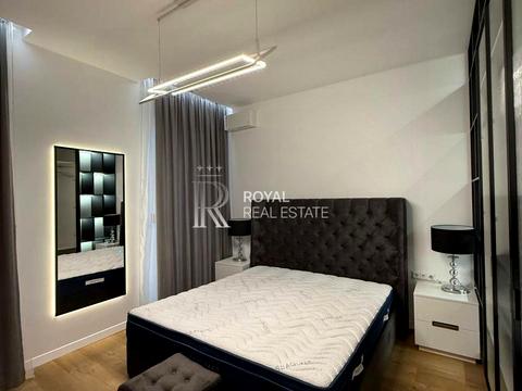 будинок за адресою Абрикосова вул., 8