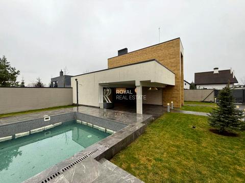 будинок за адресою Абрикосова вул., 8