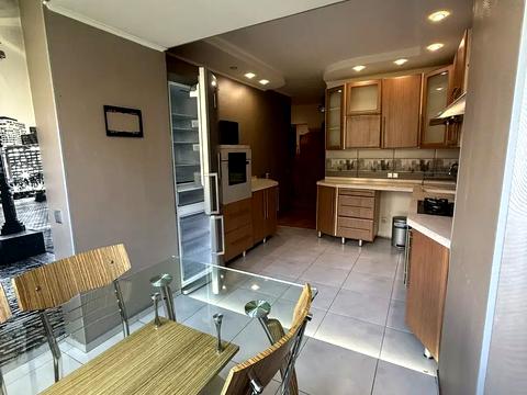 квартира за адресою Ніжинська вул., 10