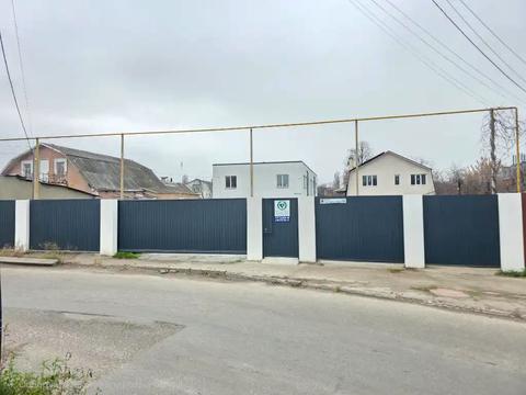 комерційна за адресою Юрія Кондратюка вул. (Комунарівська), 60