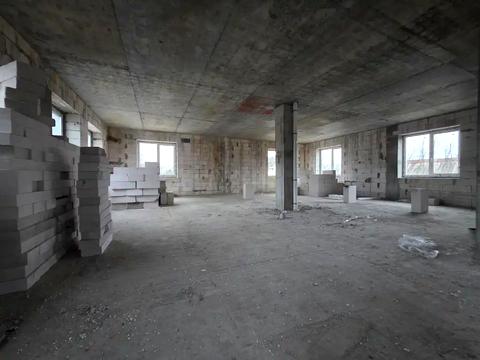 комерційна за адресою Юрія Кондратюка вул. (Комунарівська), 60