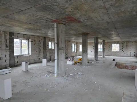 комерційна за адресою Юрія Кондратюка вул. (Комунарівська), 60