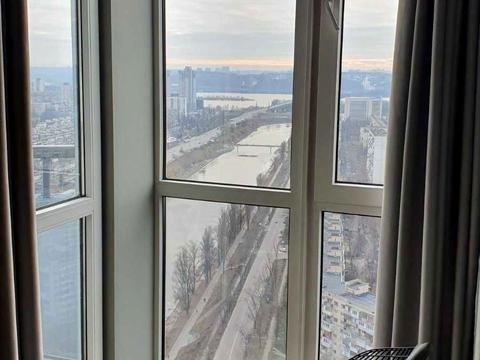 квартира за адресою Соборності просп. (Возз'єднання), 30