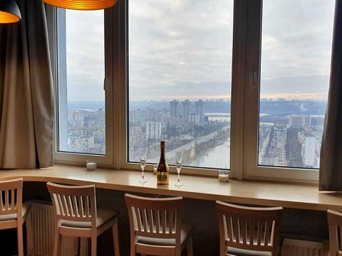 квартира за адресою Соборності просп. (Возз'єднання), 30