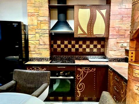 квартира за адресою Раїси Окіпної вул., 10-Б