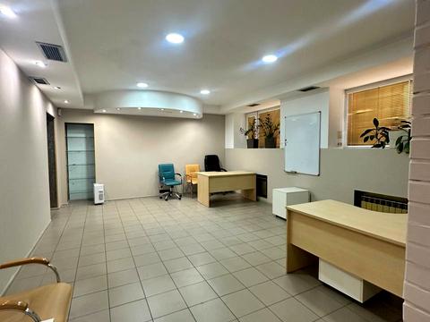 комерційна за адресою Олекси Тихого вул. (Виборзька), 89-А