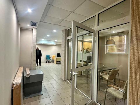 комерційна за адресою Олекси Тихого вул. (Виборзька), 89-А