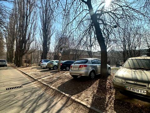 комерційна за адресою Олекси Тихого вул. (Виборзька), 89-А