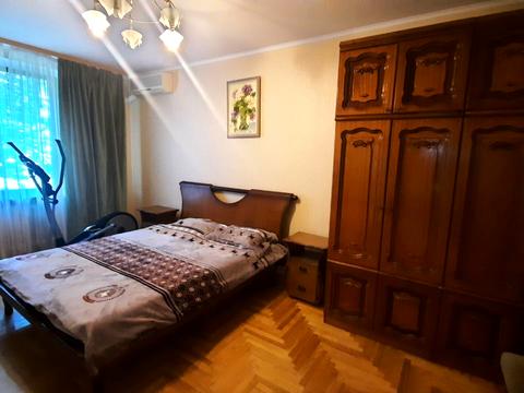 квартира по адресу Батальона "Днепр" бульв., 6