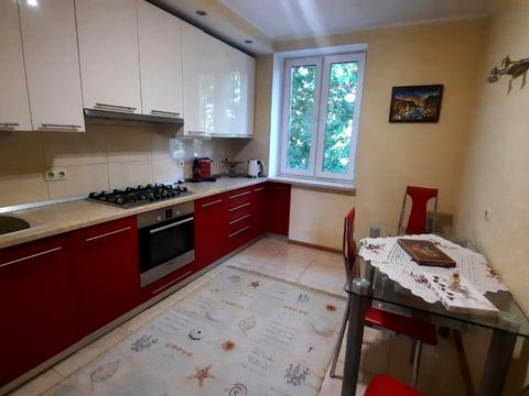 квартира по адресу Батальона "Днепр" бульв., 6