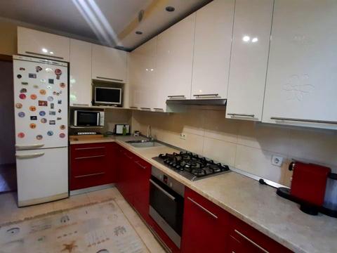 квартира по адресу Батальона "Днепр" бульв., 6