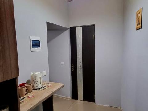 комерційна за адресою Сергія Єфремова вул., 33