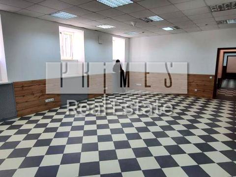 комерційна за адресою Оболонська вул., 9