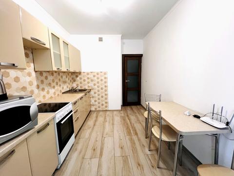 квартира за адресою Київ, Миколи Гулака вул., 4