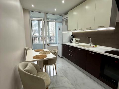 квартира за адресою Євгена Сверстюка вул. (Марини Раскової), 6