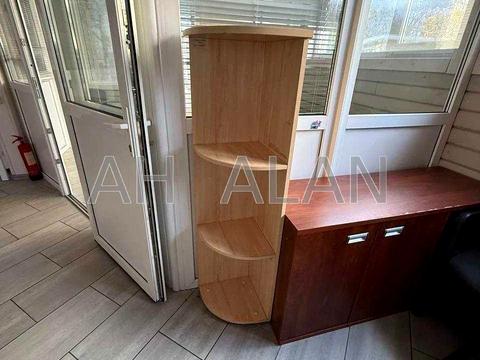 комерційна за адресою Нижньоюрківська вул., 37