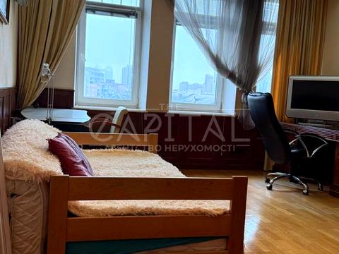 квартира за адресою Панаса Мирного вул., 14