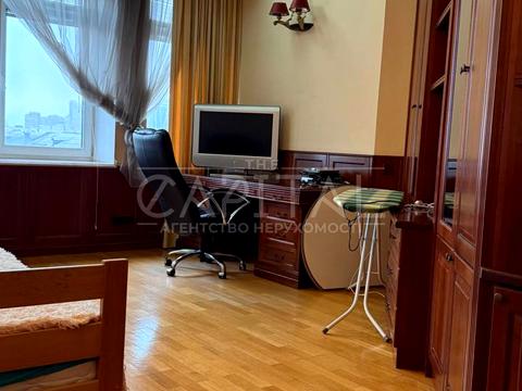 квартира за адресою Панаса Мирного вул., 14