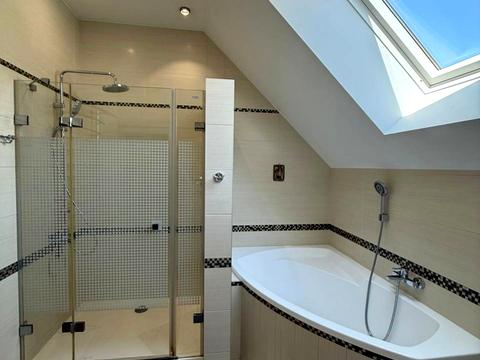 будинок за адресою Окружна вул.