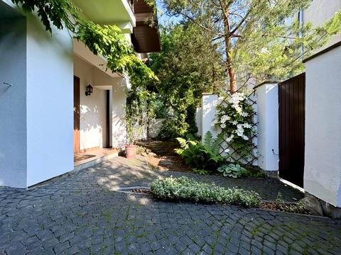 будинок за адресою Окружна вул.