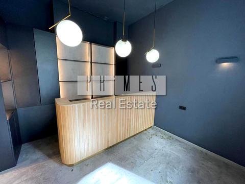 комерційна за адресою Андрія Верхогляда вул. (Михайла Драгомирова), 16