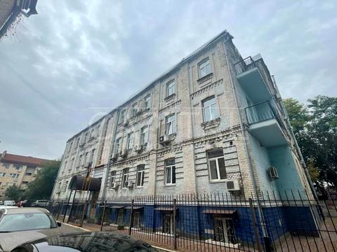 комерційна за адресою Спаська вул., 31Б