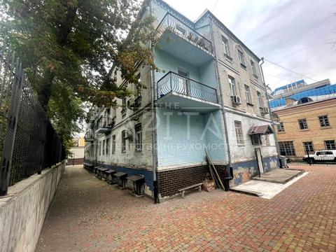 комерційна за адресою Спаська вул., 31Б